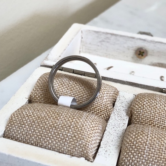 (New) Two-Tone Flat Grooved Round Edge Wedding Band Stainless Steel 6mm Size9.25 - Picture 3 of 6